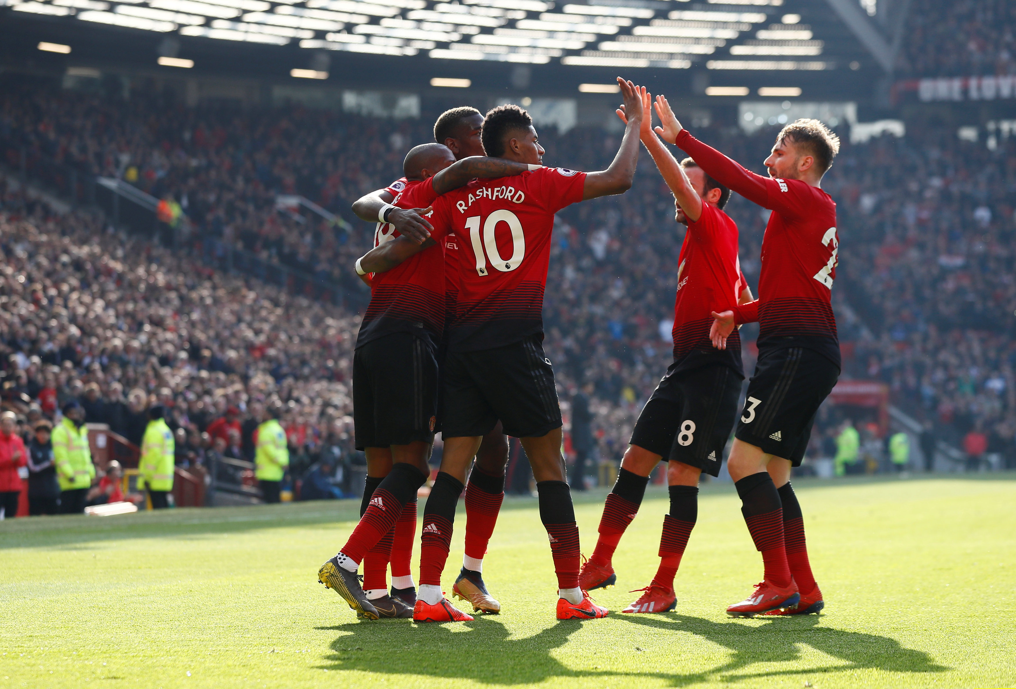 在替补阵容 在替补阵容